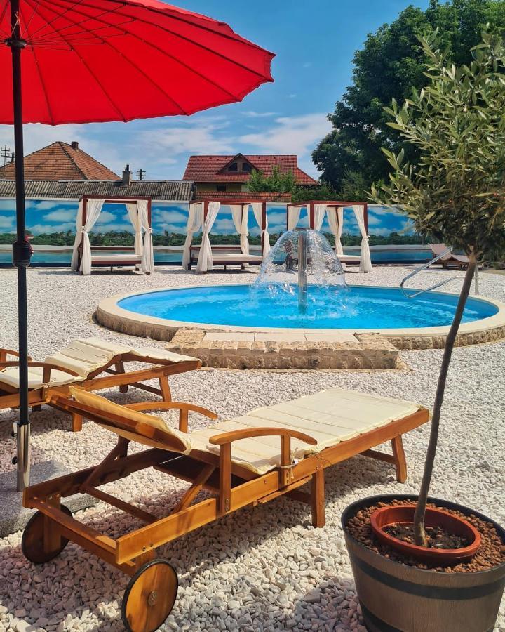 Vila Rozalia Garden Gate Avrig Zewnętrze zdjęcie