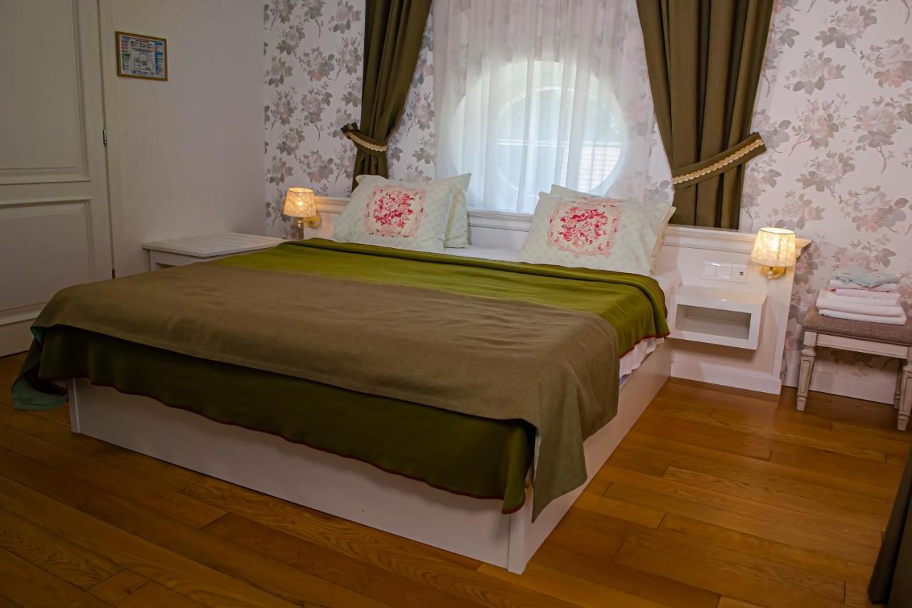 Vila Rozalia Garden Gate Avrig Zewnętrze zdjęcie